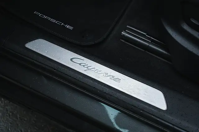 Porsche Cayenne Coupé E-Hybrid | Sport Chrono | Luftfederung | ... Ansicht 19