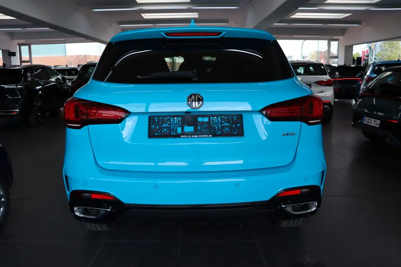 MG HS 1.5 AT Luxury Leder Navi SHZ ACC E.Heck SOFOR 5