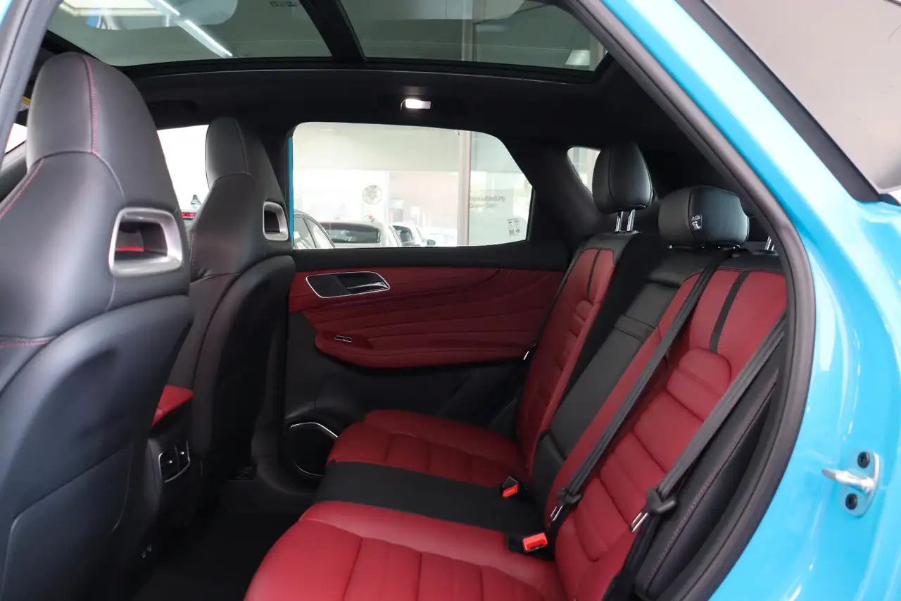 MG HS 1.5 AT Luxury Leder Navi SHZ ACC E.Heck SOFOR 14