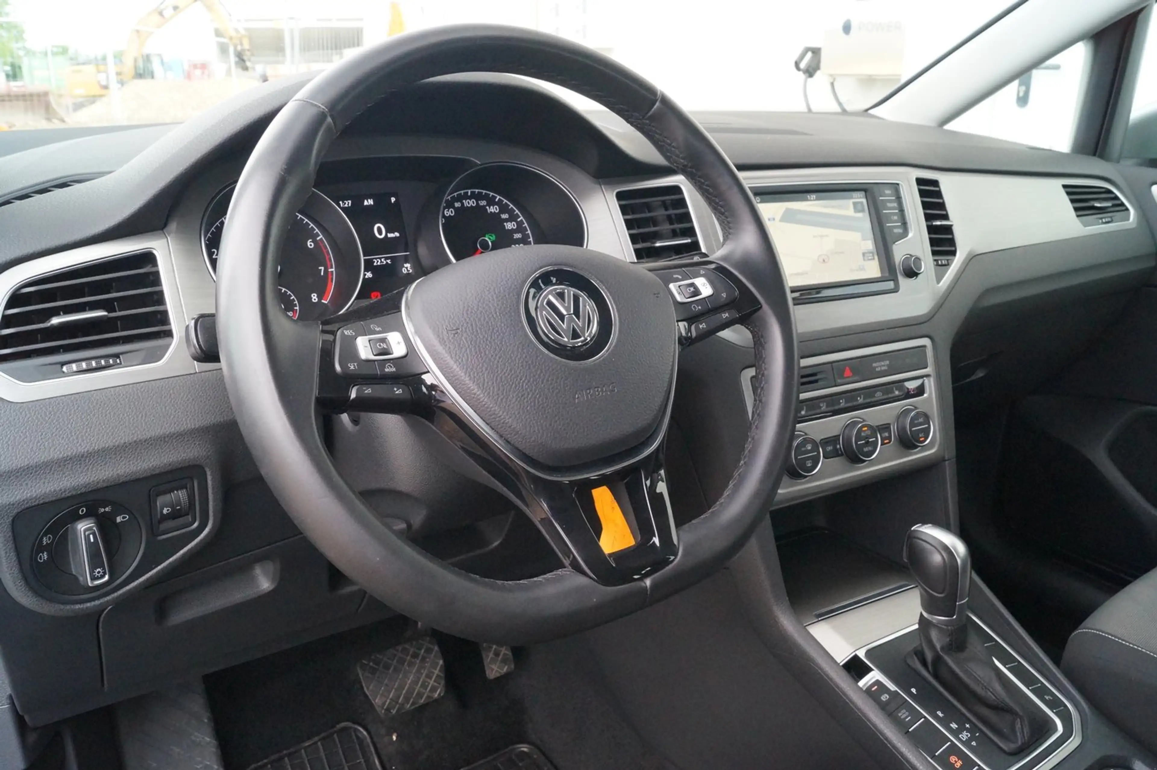 Volkswagen Golf Sportsvan Rabbit TSI DSG — photo 13