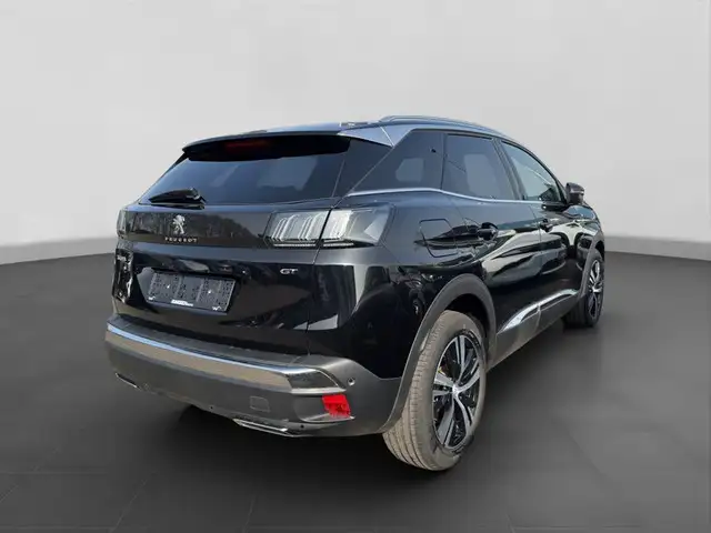 Peugeot 3008 view 5