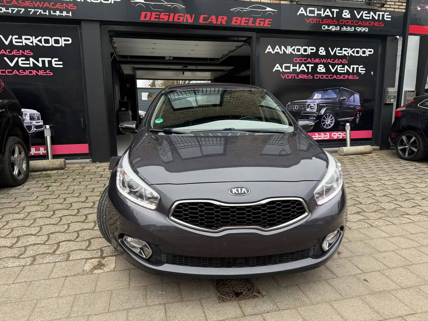 Kia Ceed / cee'd Cee'd 1.6 Turbo CRDi Navigations *Garantie 1an* Grijs - 2