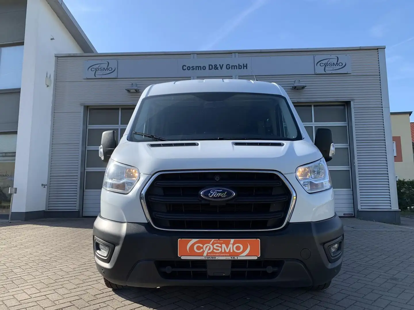 Ford Transit 350 Kombi L2 AHK+Navi+Sitzhzg+Tempomat Weiß - 2