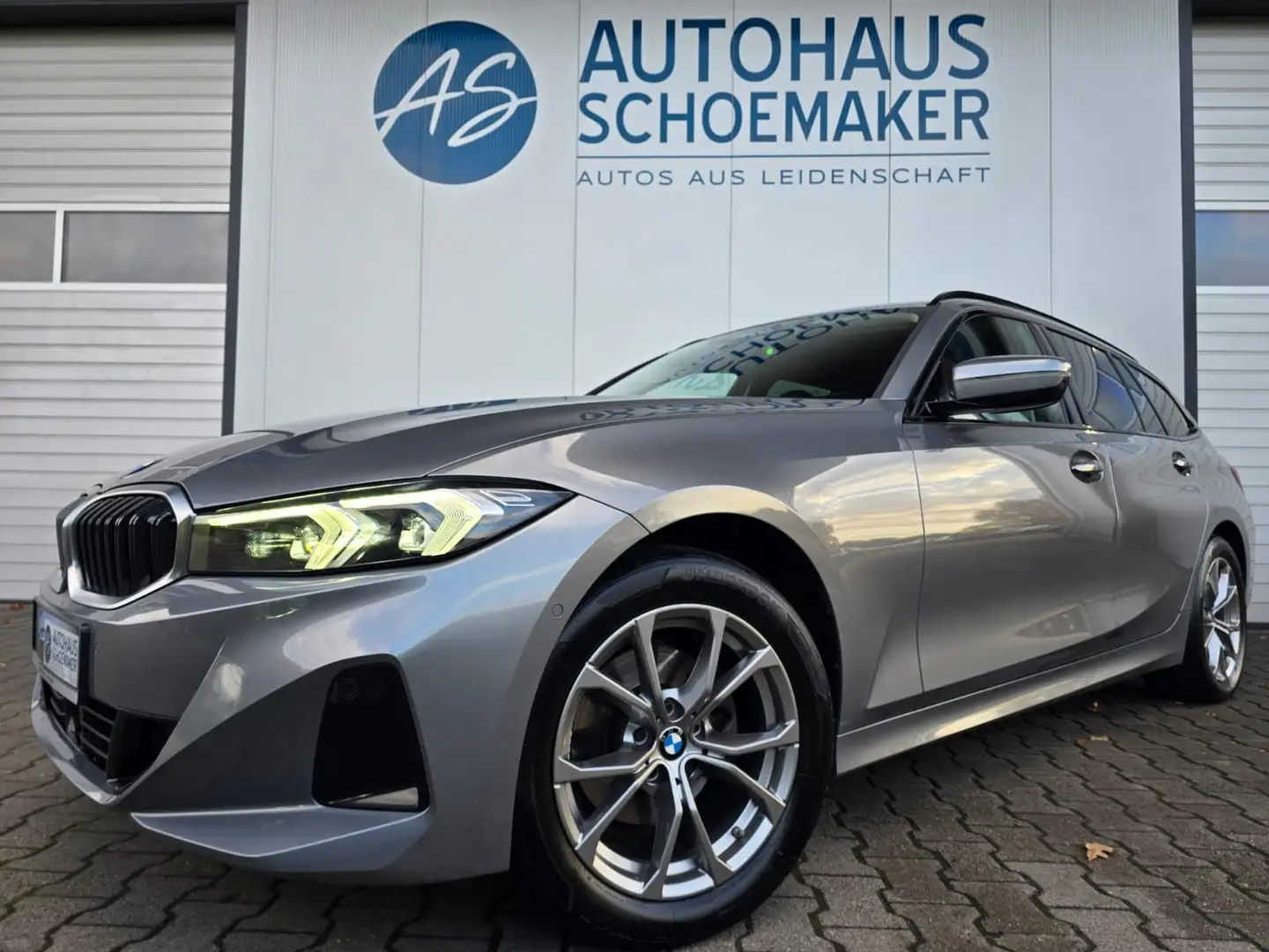 BMW 320 d xDrive*UPE:71.500EUR*AHK,el.Sitze,ACC,RFK Gris - 1