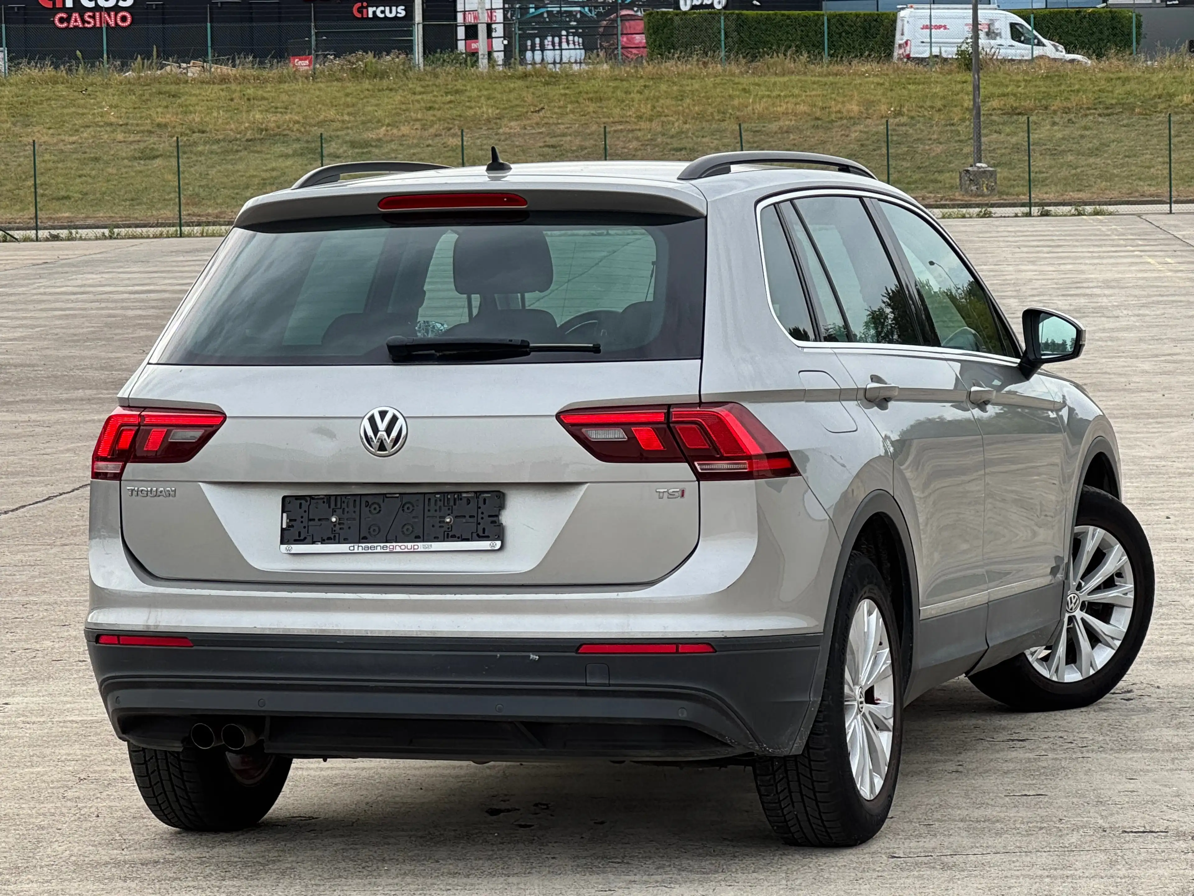 Volkswagen Tiguan 1.4 TSI / NAVI / COCKPIT / ETAT NEUF / 1PROP — photo 2