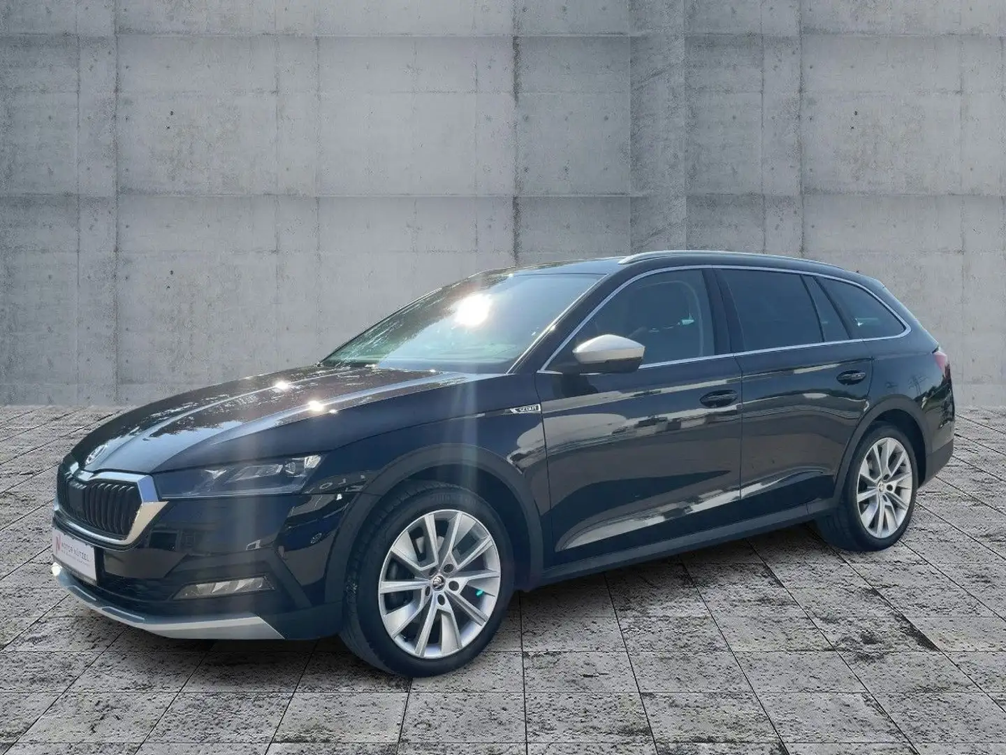 Skoda Octavia Combi 2.0 TDI DSG SCOUT MATRIX+NAVI+AHK Schwarz - 2