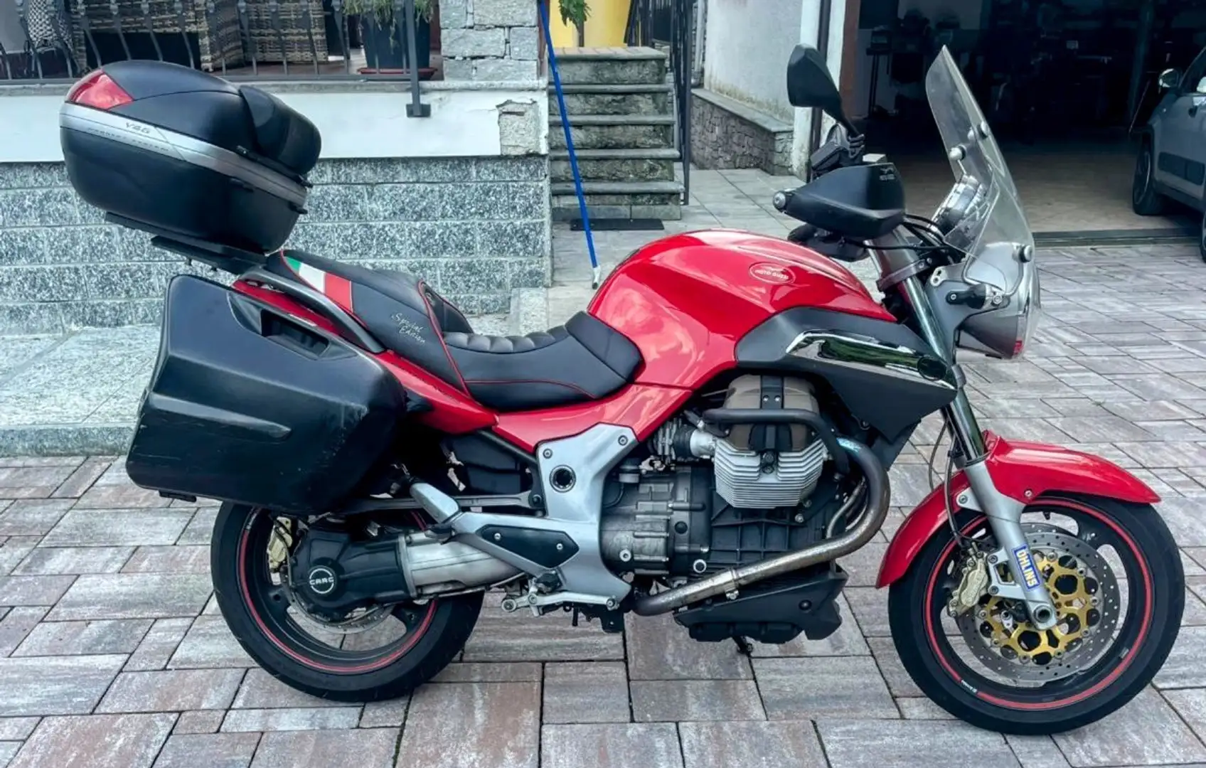 Moto Guzzi Breva 1100 Rojo - 2