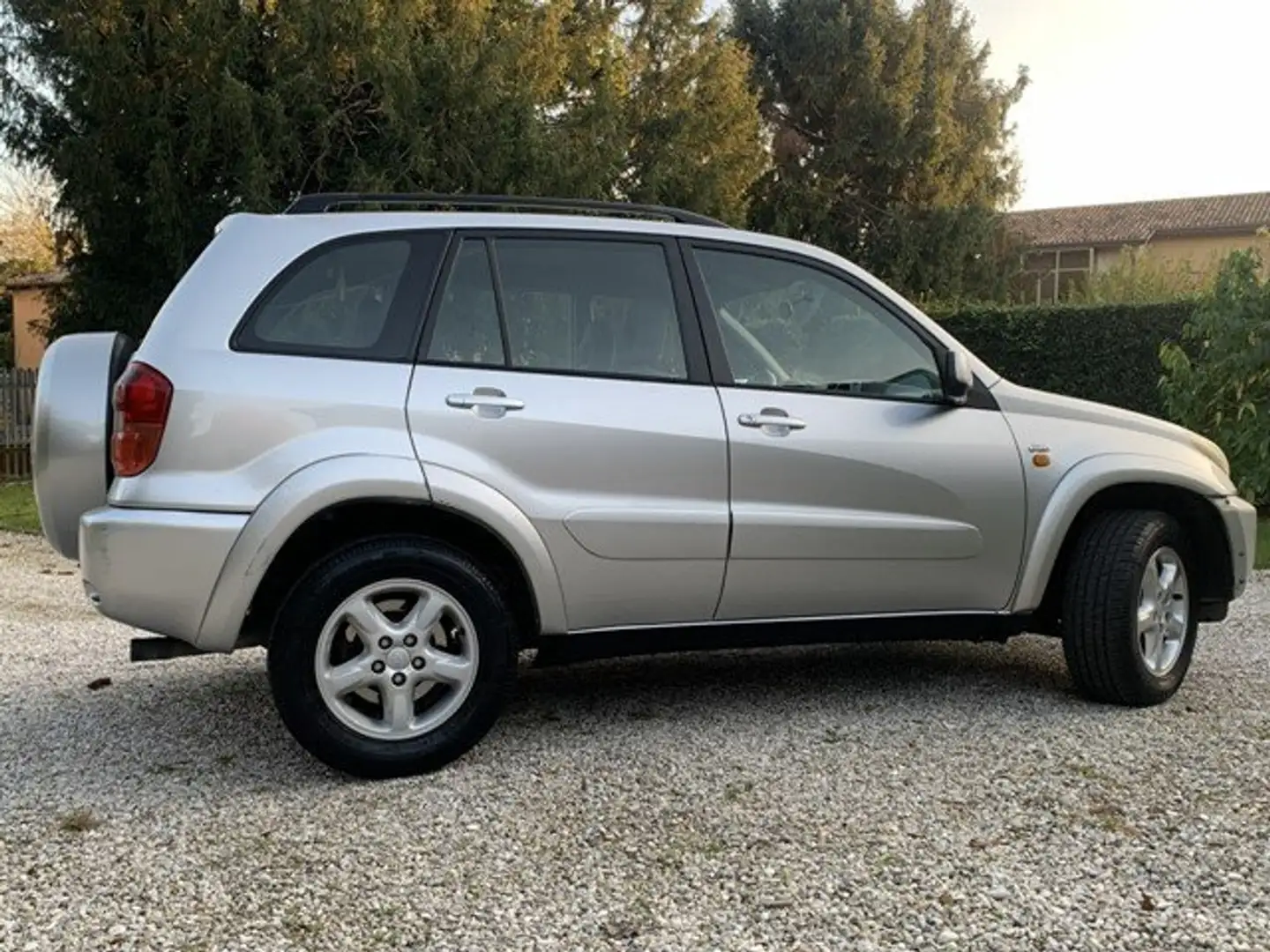 Toyota RAV 4 RAV4 5p 2.0 d-4d 16v Sol - 2