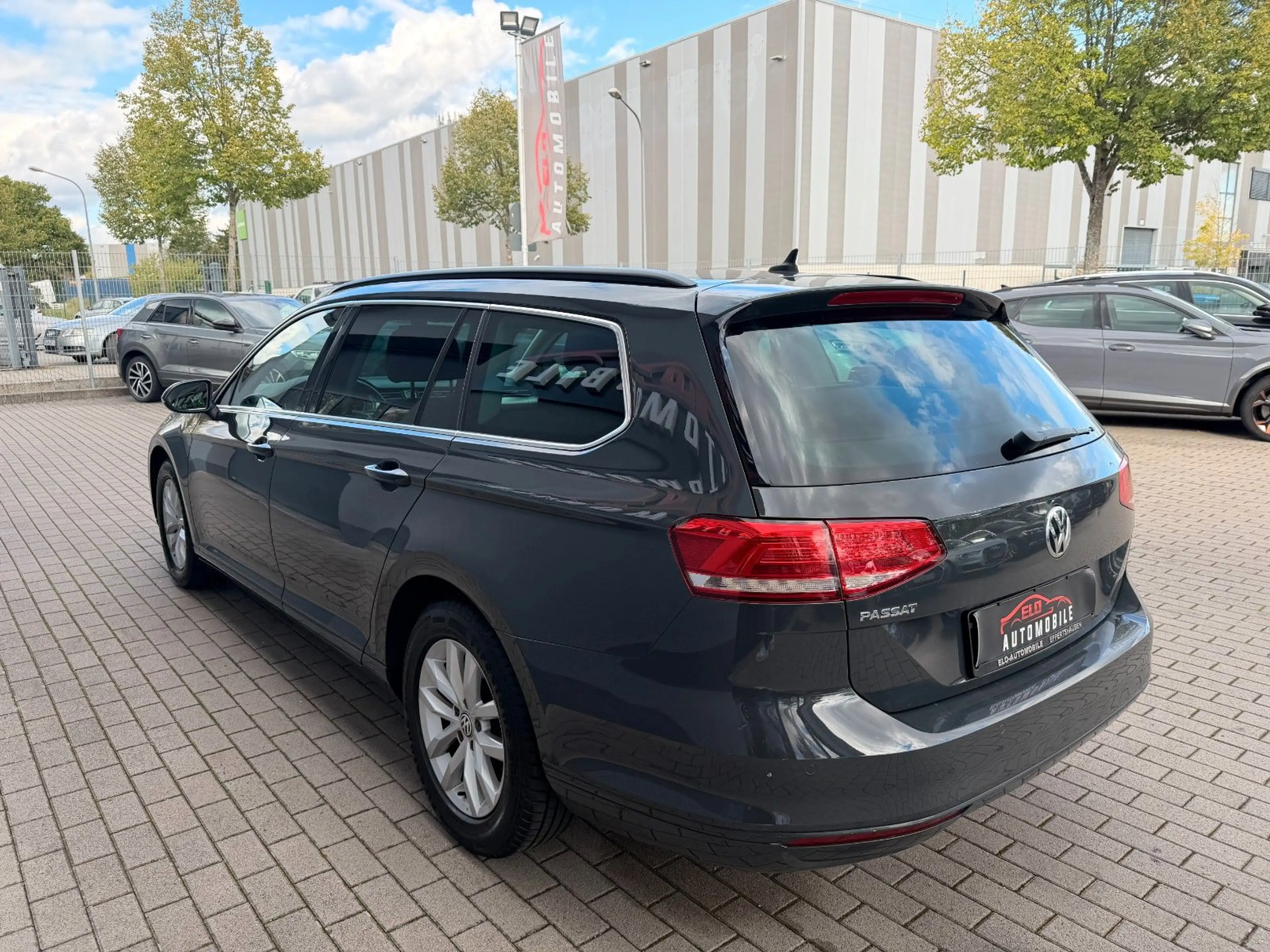 Volkswagen Passat Variant 2.0 TDI*ACC*CarPlay* — photo 5