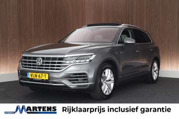 3.0 TDI 230pk R-Line Grijs Kenteken Trekhaak Camer