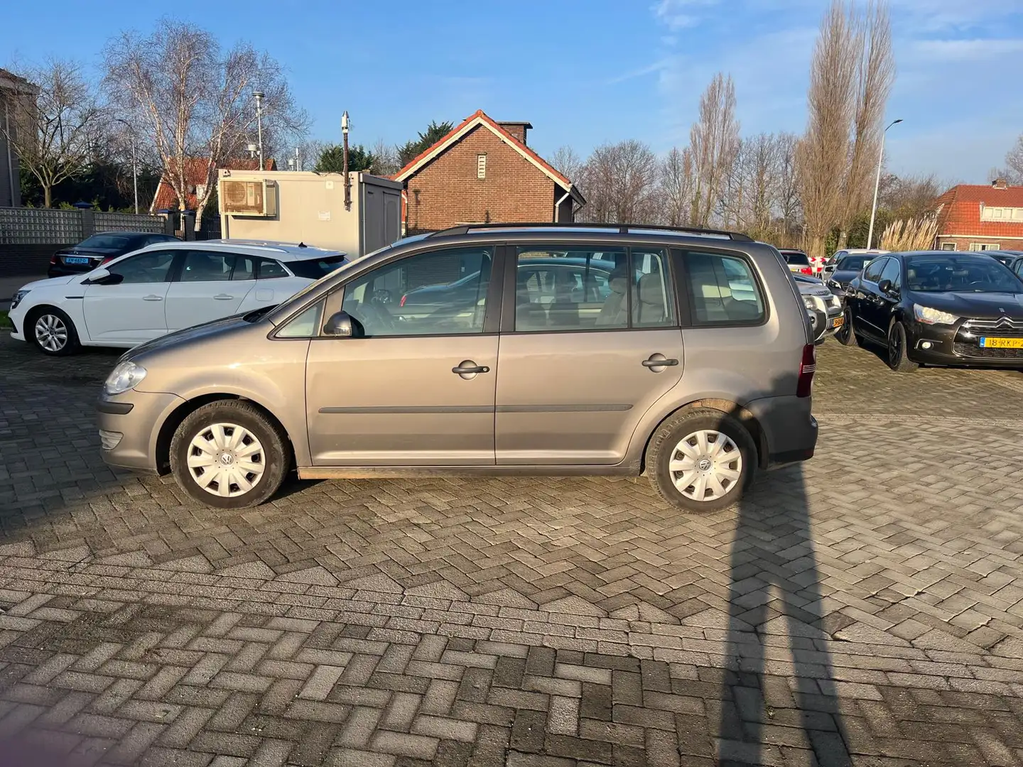 Volkswagen Touran 1.4 TSI Trendline Business elec ramen airco Grau - 2