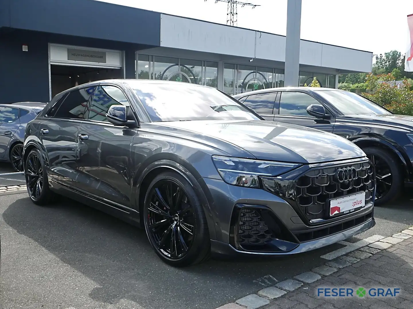 Audi SQ8 TFSI Pano,Standhzg,HUD,AHK,B&O,360°,Navi,SHZ Grau - 2