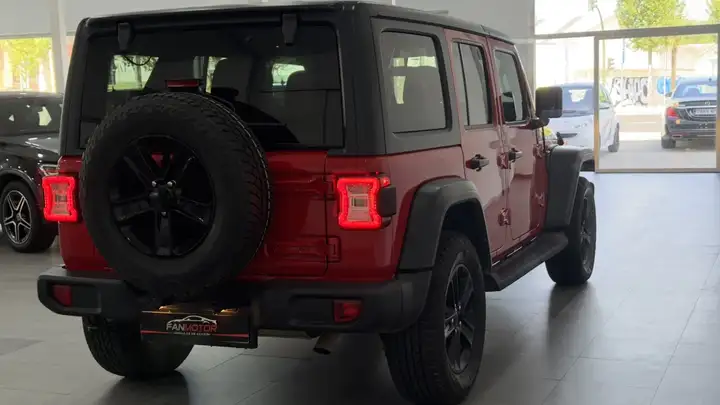 Jeep Wrangler 2021, foto 11