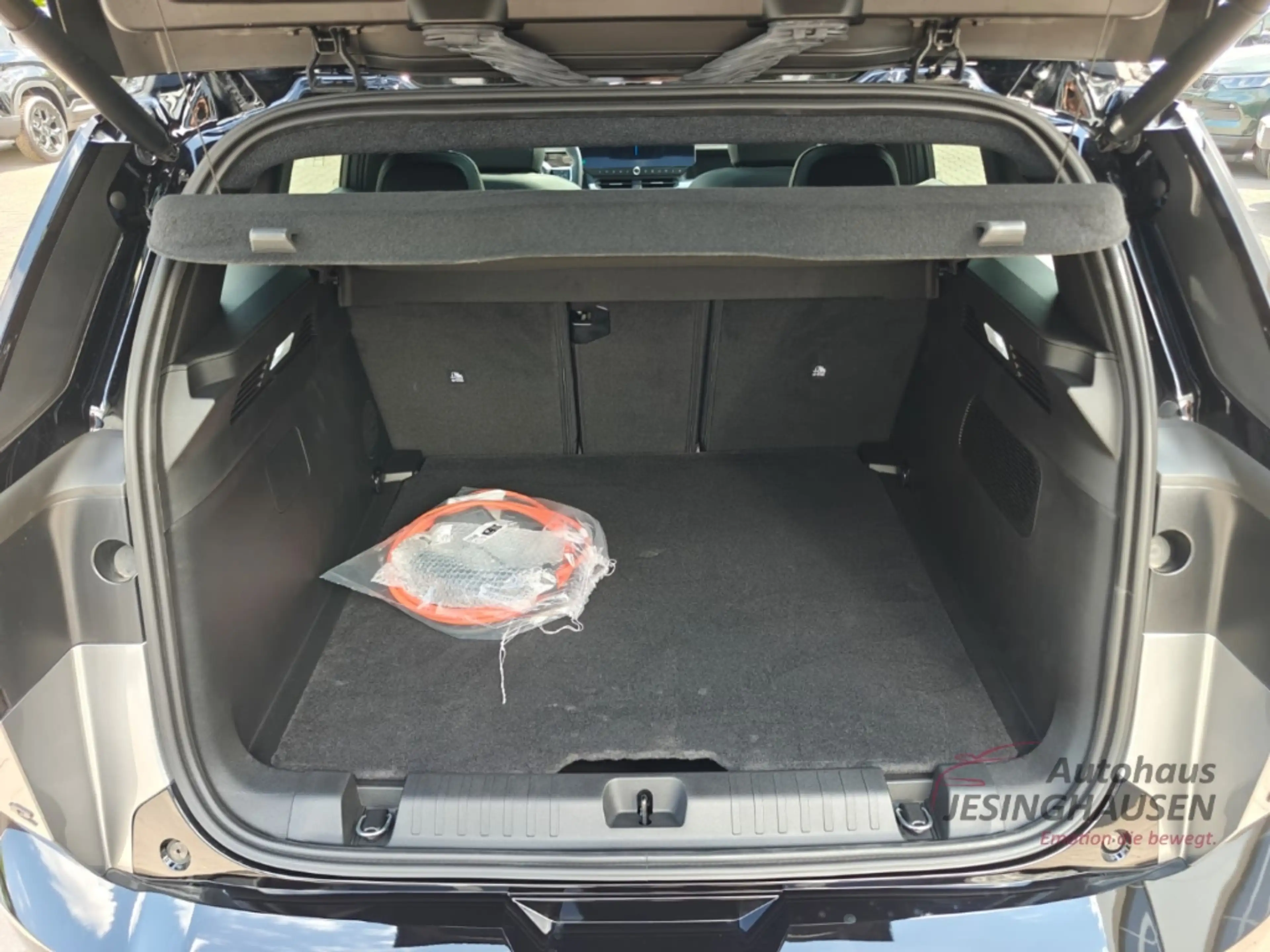 Jeep Compass Summit Plug-In Hyb.+Focal +Performance-LED+ El. He — photo 9