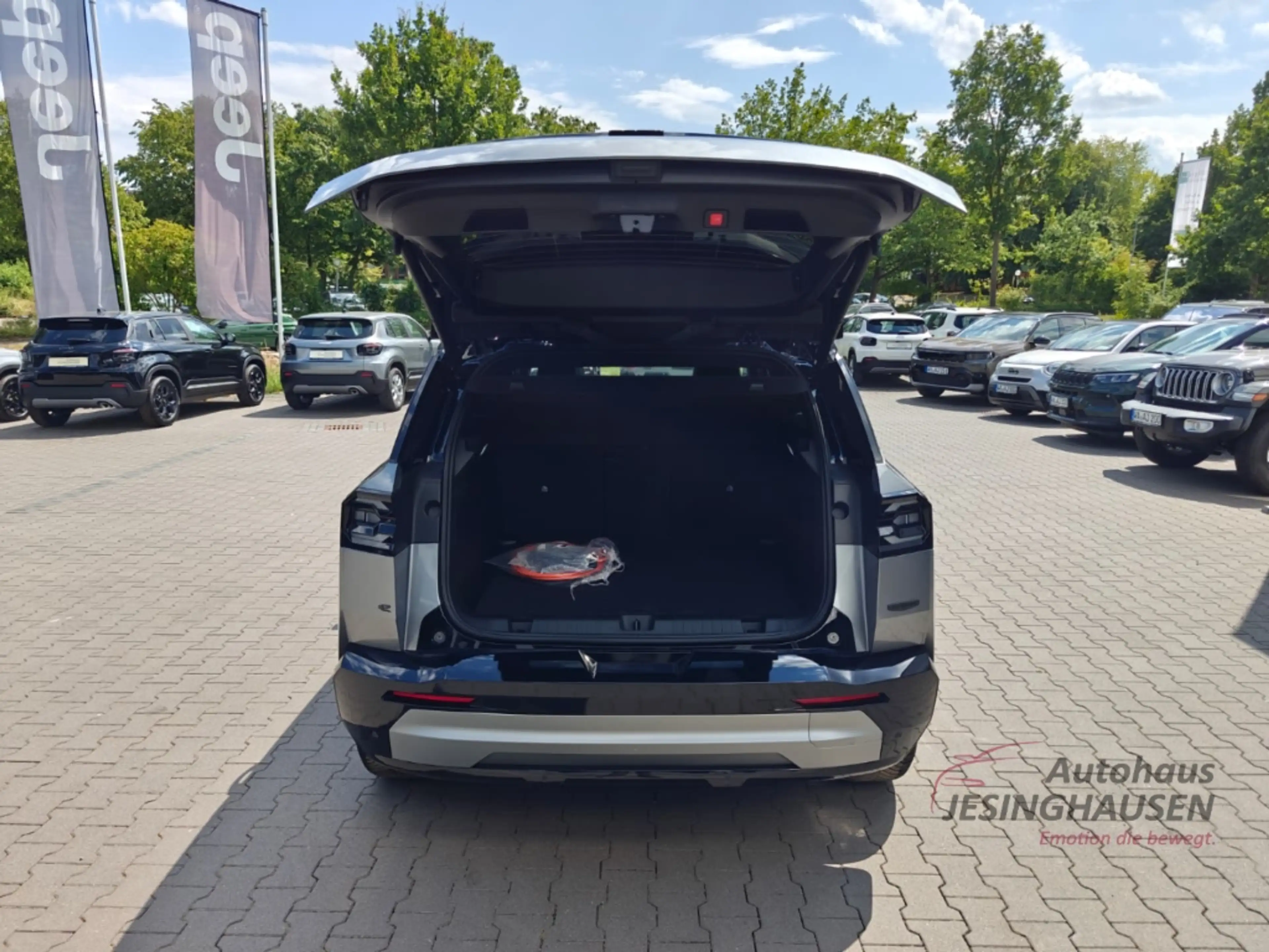 Jeep Compass Summit Plug-In Hyb.+Focal +Performance-LED+ El. He — photo 8