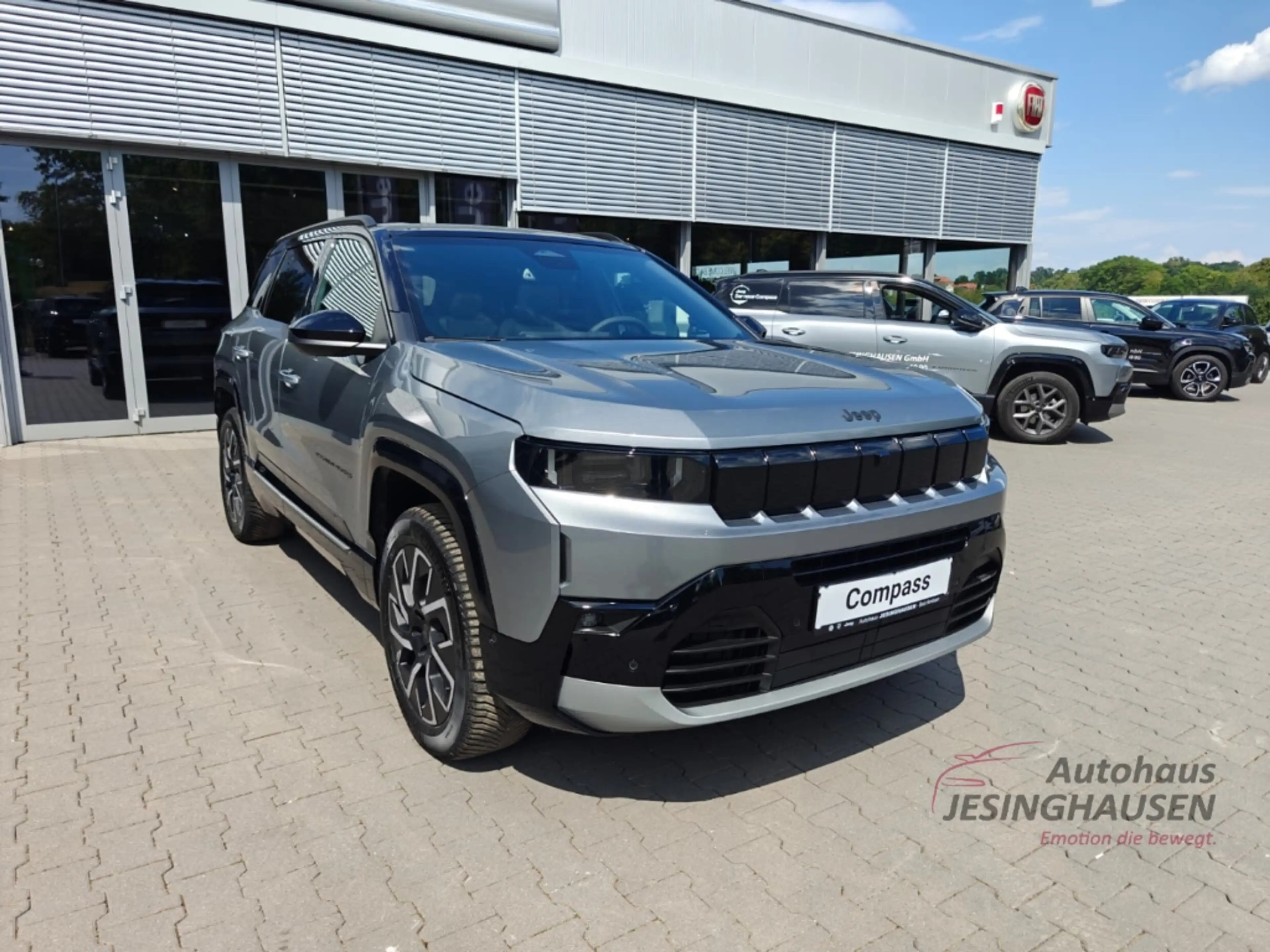 Jeep Compass Summit Plug-In Hyb.+Focal +Performance-LED+ El. He — photo 3