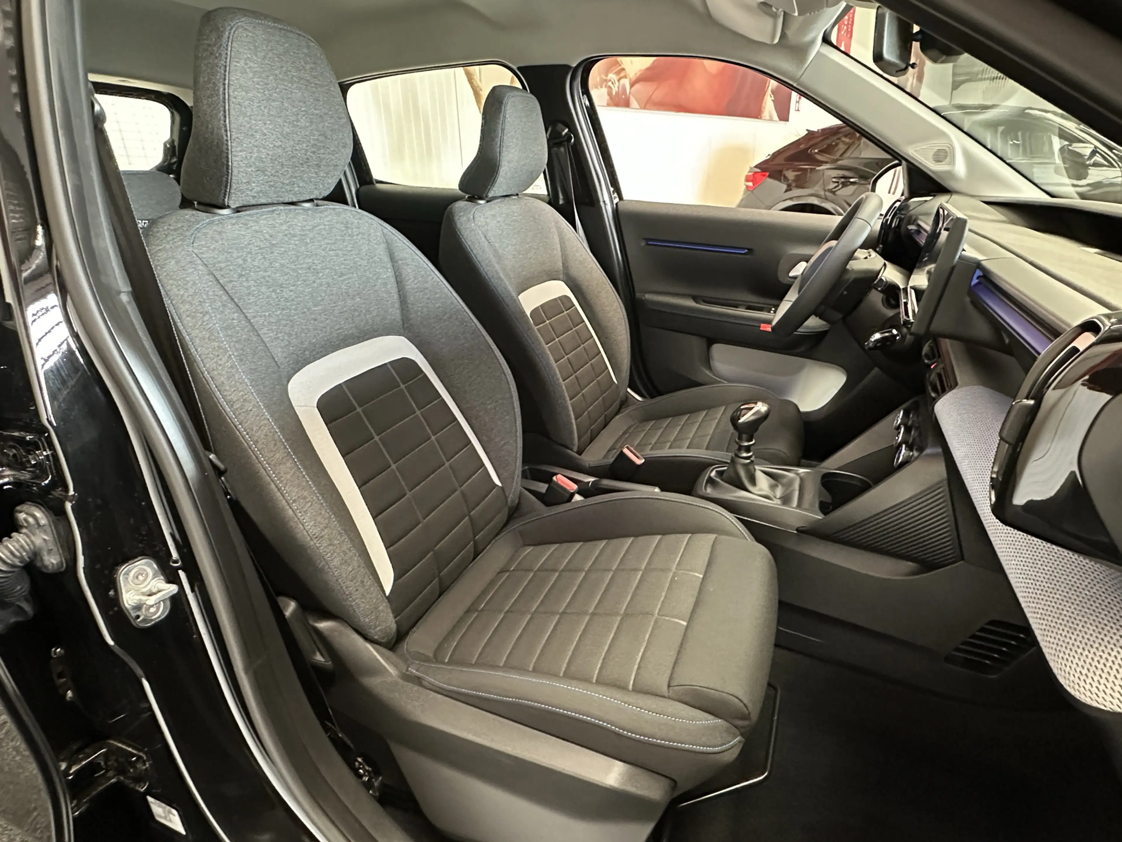 Citroen C3 1.2 TURBO PLUS 100PK NIEUW MODEL 2025 50 STUKS OP — photo 16