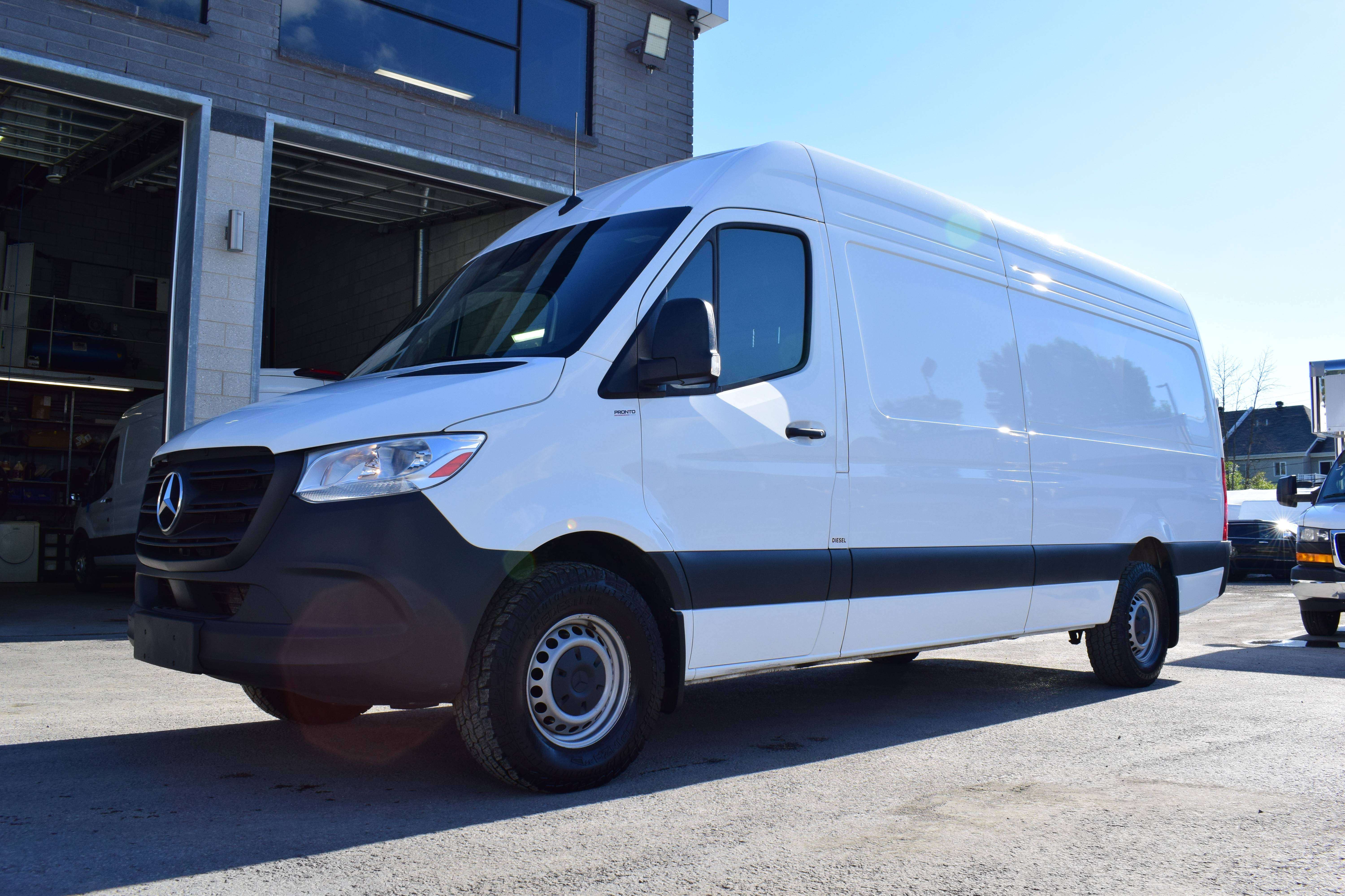 2024 Mercedes-Benz Sprinter Cargo Van