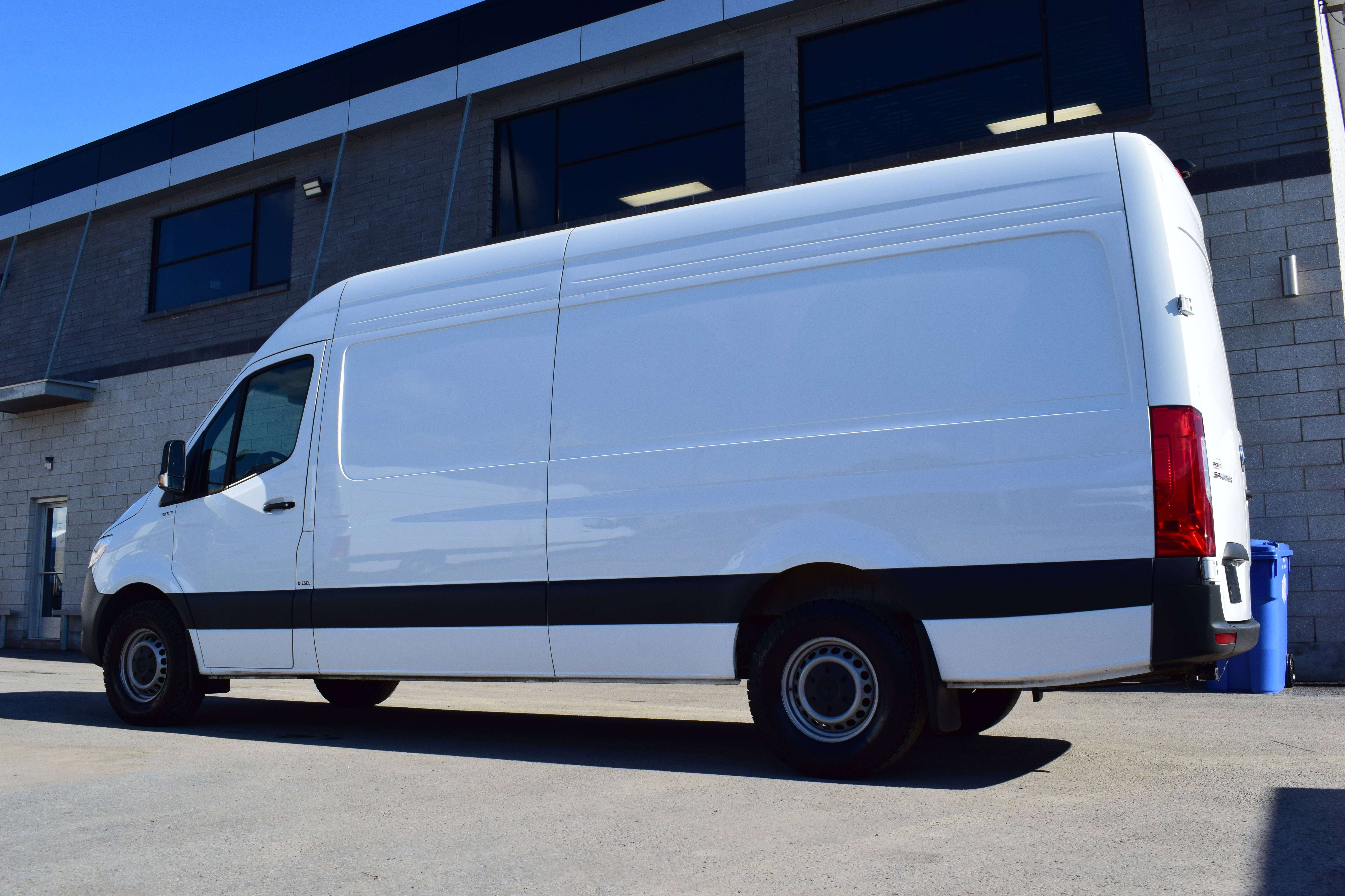 2024 Mercedes-Benz Sprinter Cargo Van