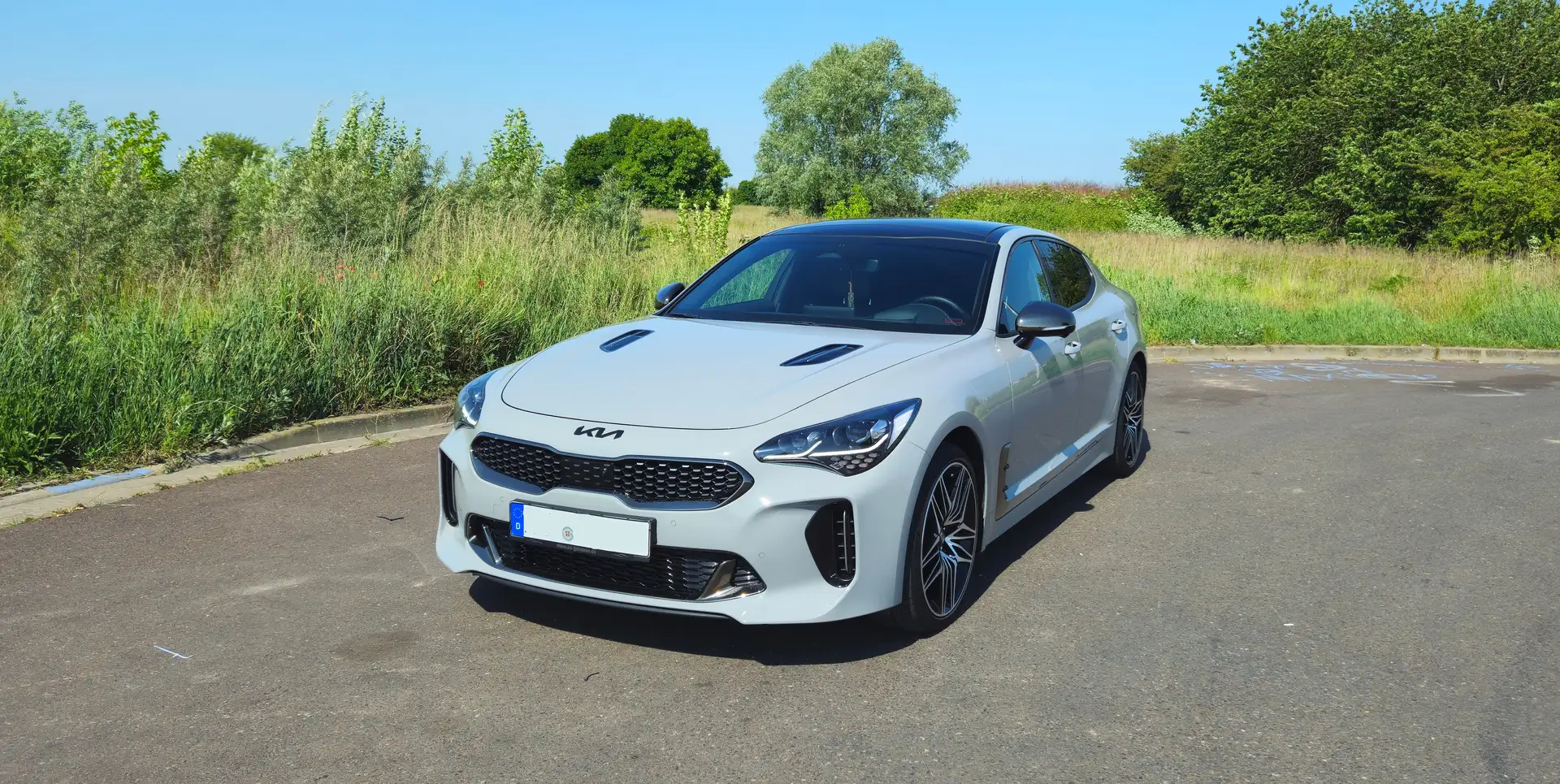 Kia Stinger Stinger 3.3 T-GDI AWD | Bastuck | Glasdach Gris - 1