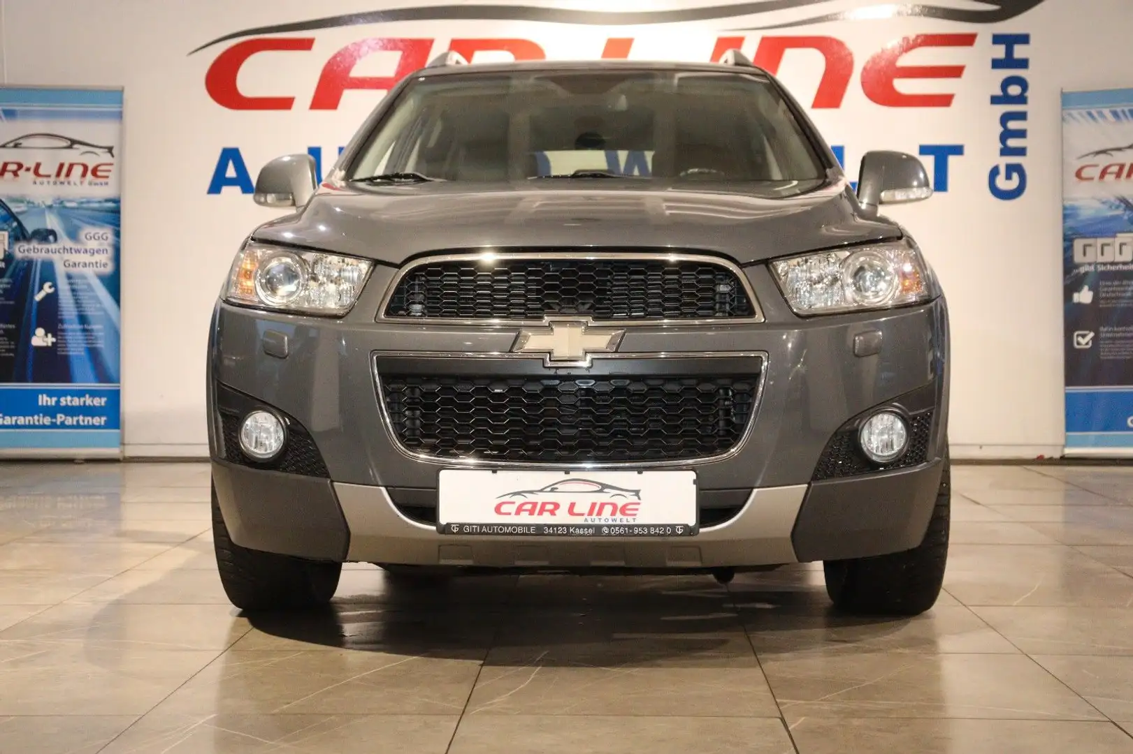 Chevrolet Captiva 2.2 D LT+*7-Sitzer*Automatik*AHK 1,7t* Gris - 2