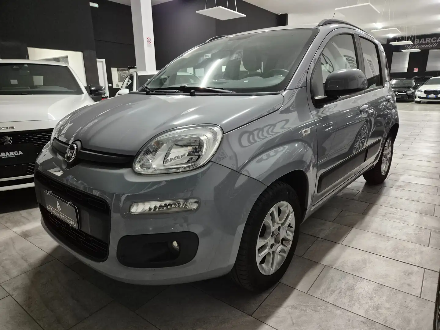 Fiat Panda Panda III 1.2 Easy Grau - 2
