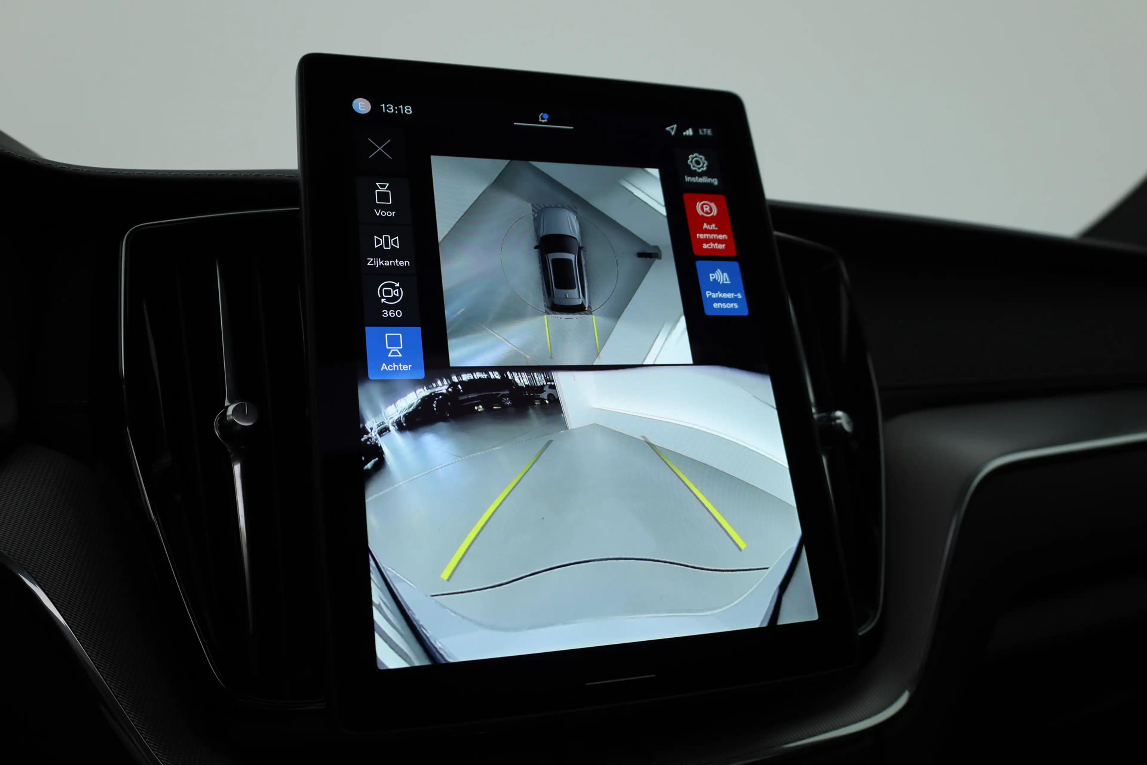 Volvo XC60 2.0 T8 Plug-in hybrid AWD Ultra Black Edition | Lu — photo 16