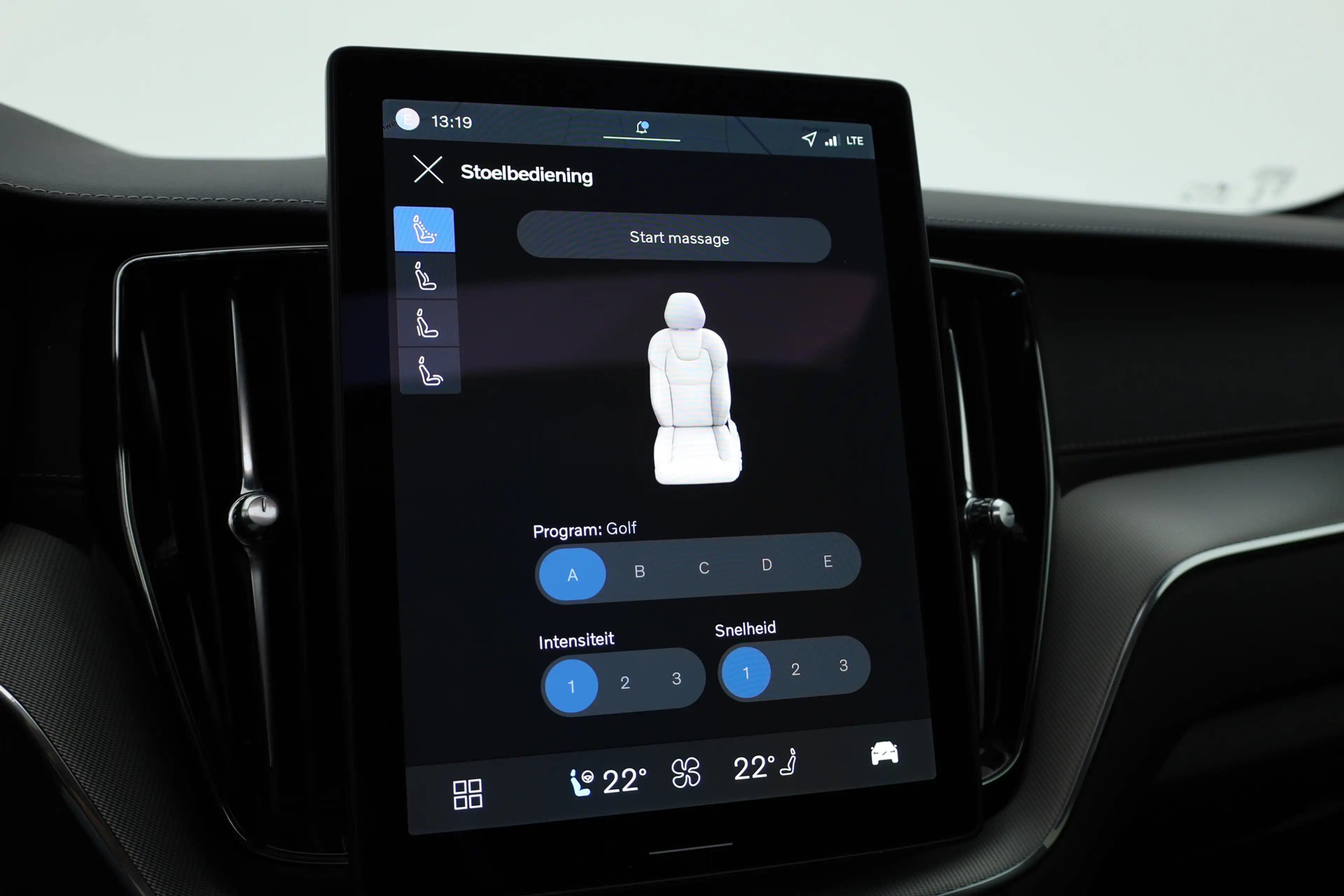 Volvo XC60 2.0 T8 Plug-in hybrid AWD Ultra Black Edition | Lu — photo 21