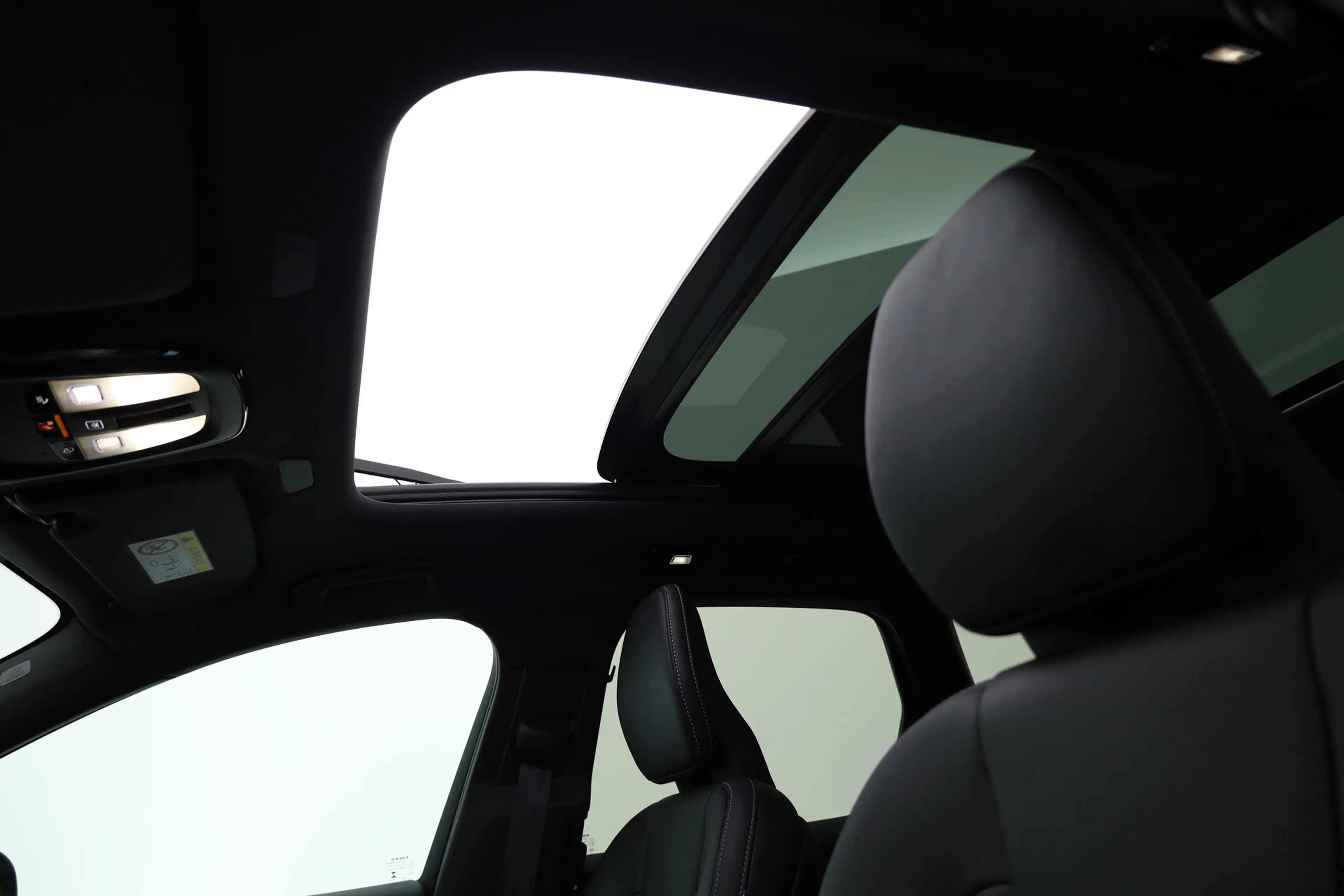 Volvo XC60 2.0 T8 Plug-in hybrid AWD Ultra Black Edition | Lu — photo 25