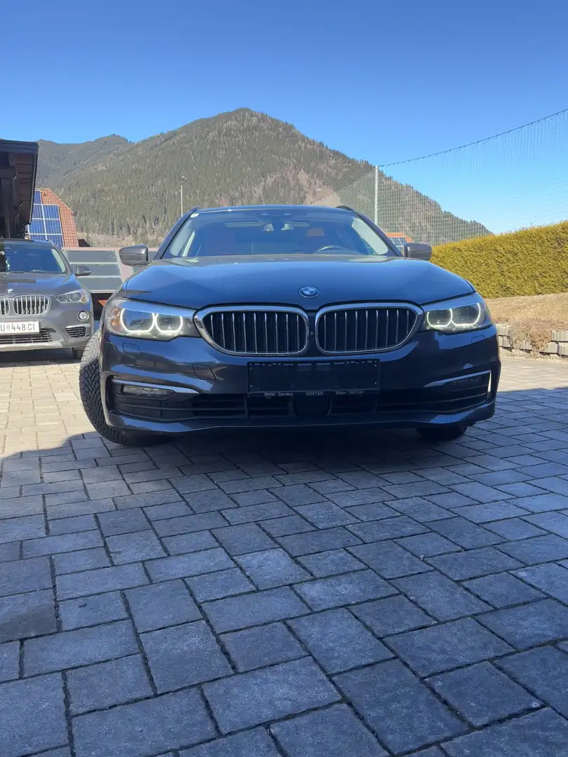 BMW 518 518d Touring Aut. Luxury Line - 1