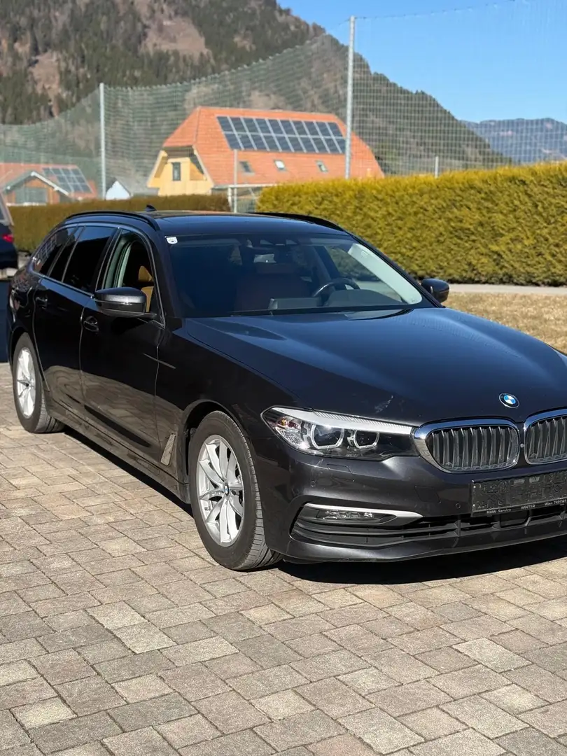 BMW 518 518d Touring Aut. Luxury Line - 2