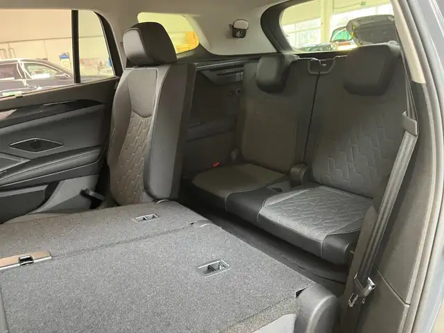 Volkswagen Tayron view 18