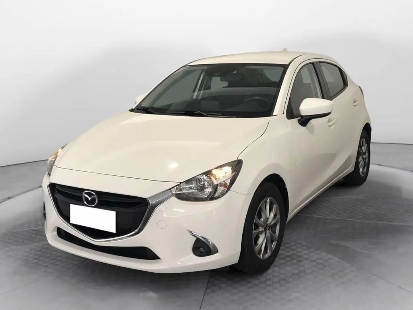 Mazda 2 1.5d Evolve 105cv my17 - 1