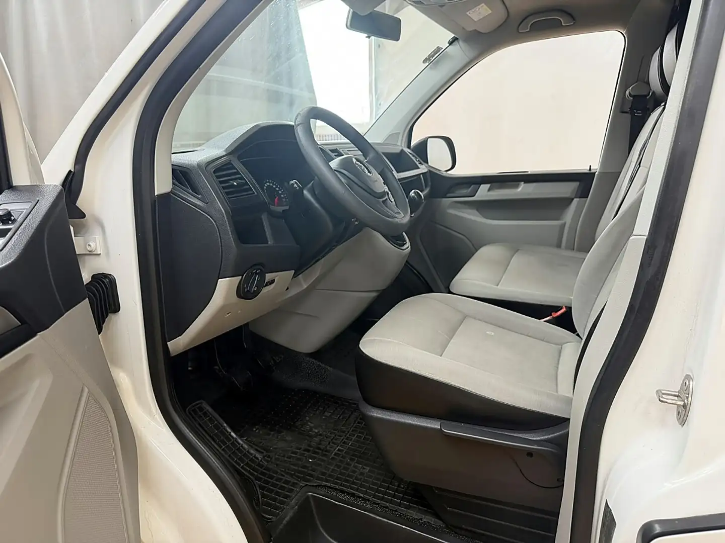 Volkswagen T6 Transporter T6 Kastenwagen KR 2,0 TDI 4Motion BMT AHK Weiß - 2