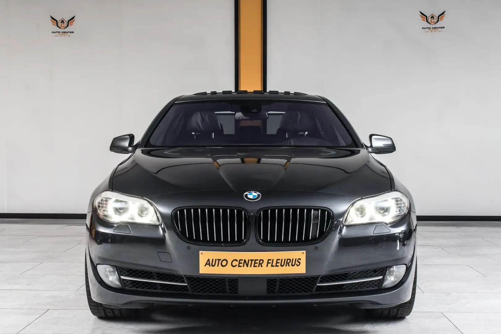 BMW 535 i Pack-Sport / Boite automatique Gris - 2