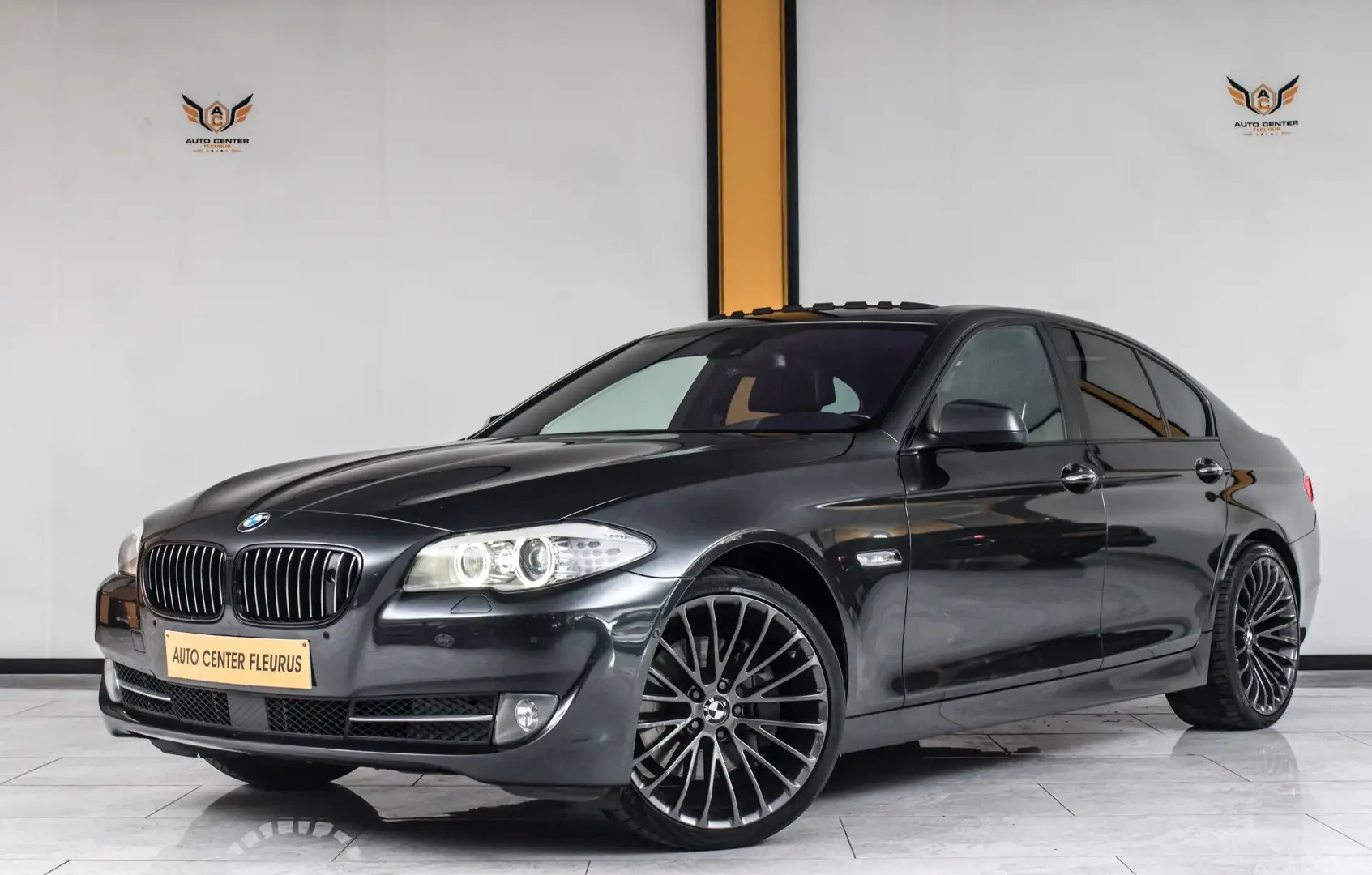 BMW 535 i Pack-Sport / Boite automatique Gris - 1