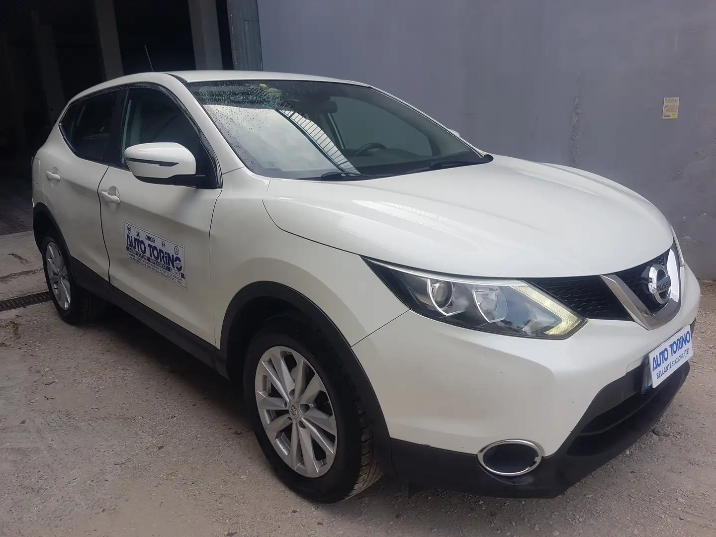 Nissan Qashqai Qashqai 1.6 dci N-Vision 2wd 130cv xtronic Bianco - 2