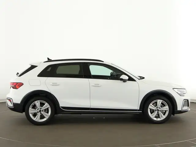 Audi A3 view 7
