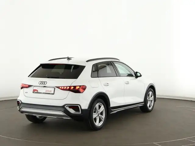 Audi A3 view 6