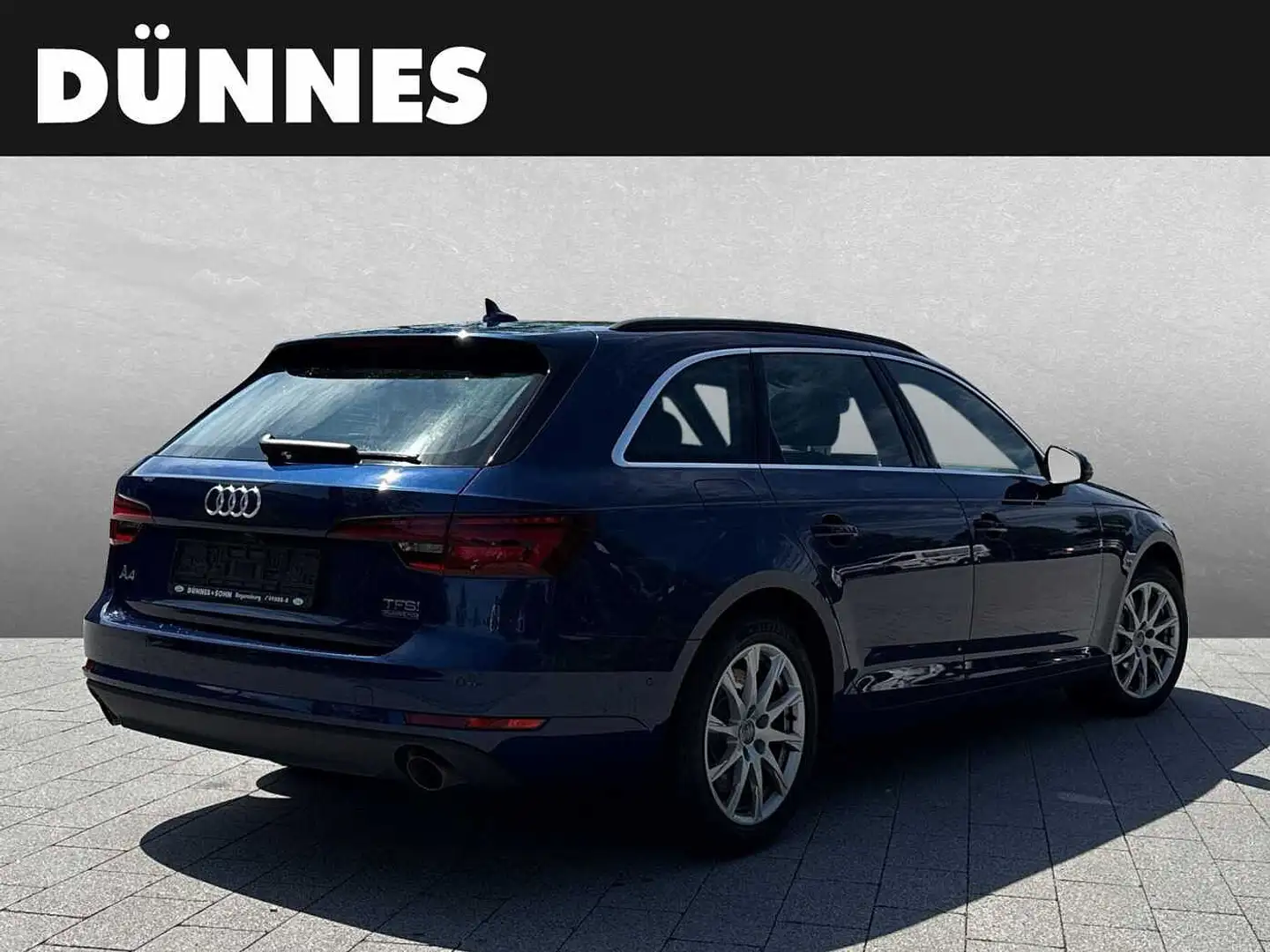Audi A4 Avant 2.0 TFSI quattro S tronic Blue - 2