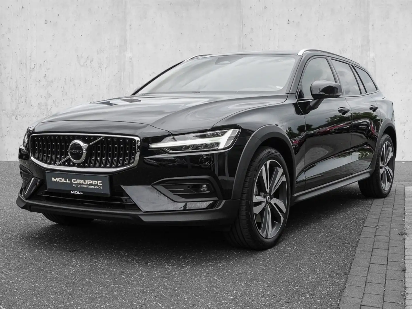 Volvo V60 Cross Country B4 (Diesel) AWD Plus LED Kamera Negru - 2