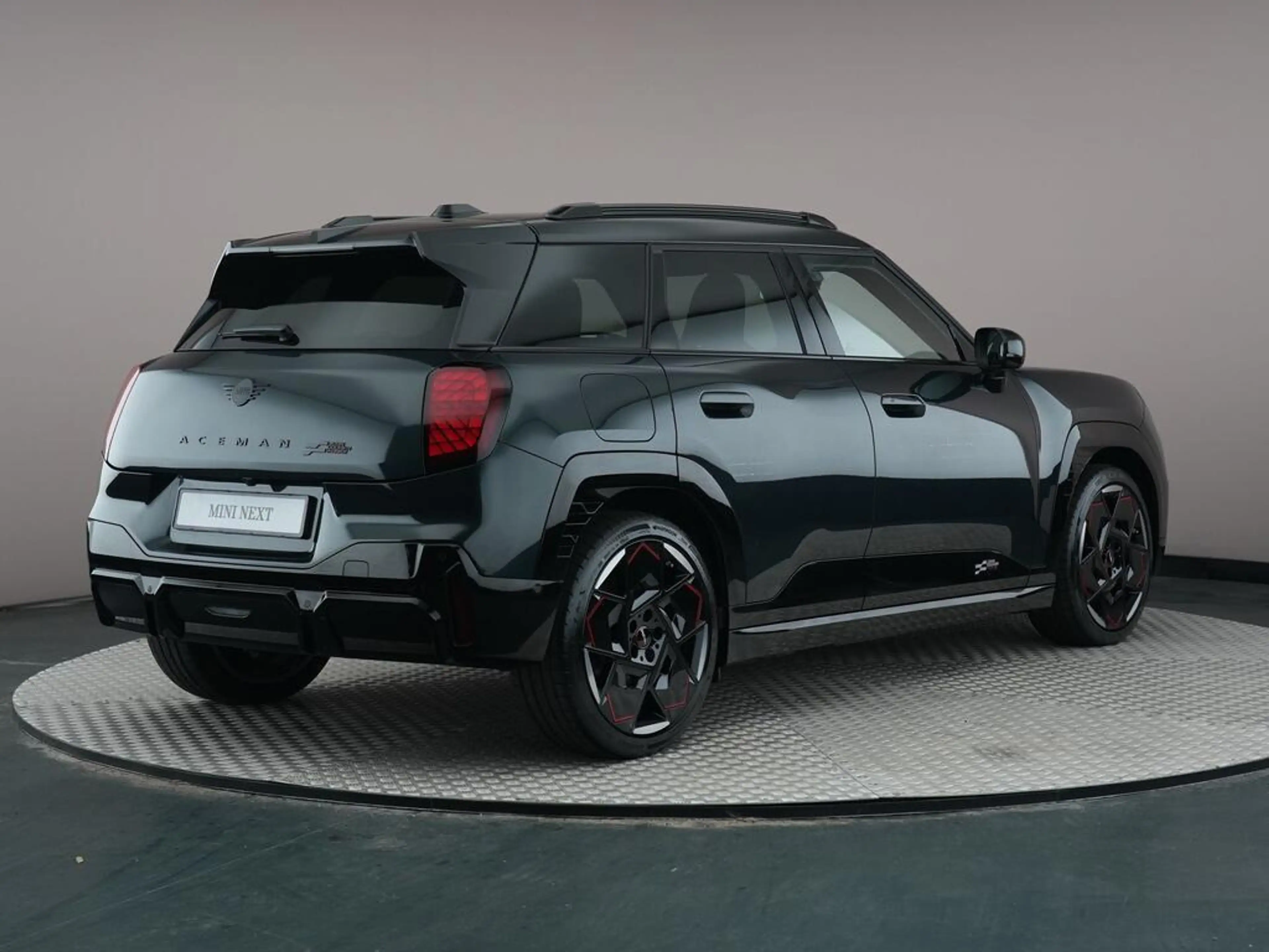 MINI Aceman E JCW John Cooper Works XL 54.2 kWh — photo 10
