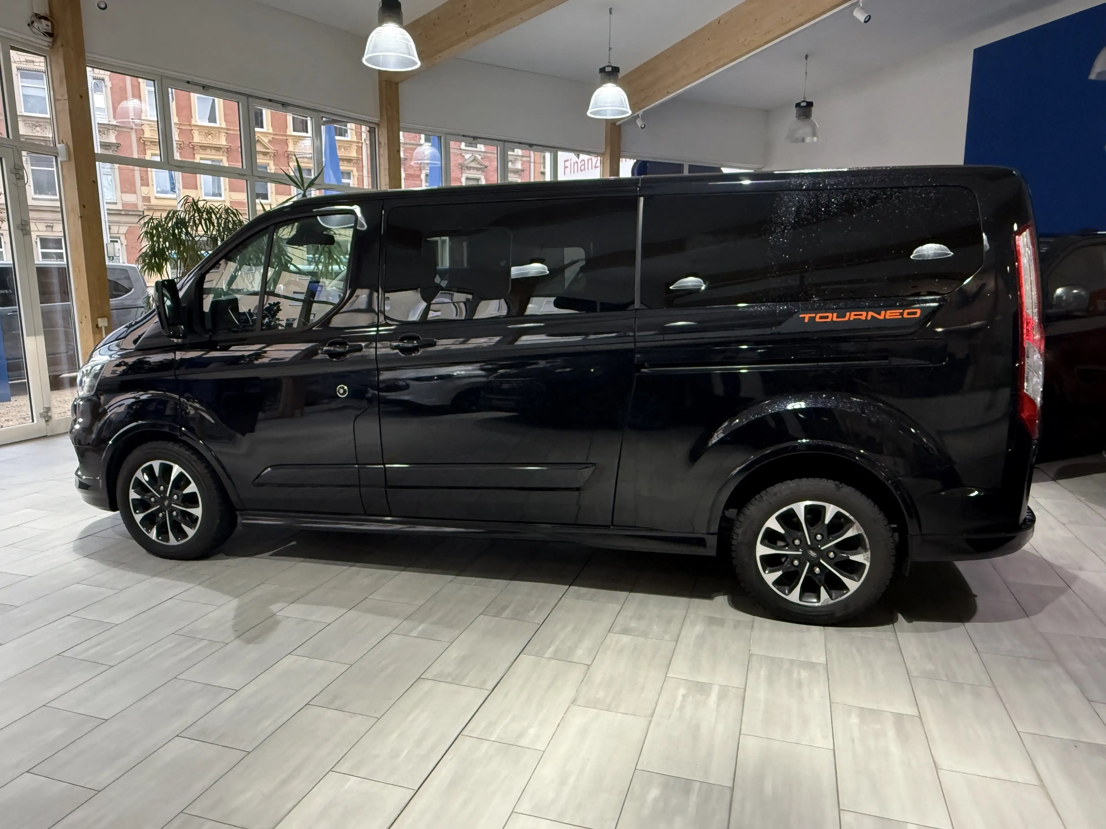 Ford Tourneo Custom Sport L2 Bi-Xenon / ACC / BLIS / RFK — photo 8
