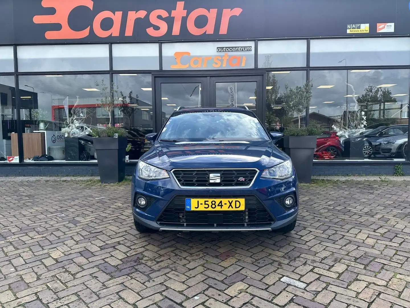 SEAT Arona 1.0 TSI Xcellence Business Intense|FR|Cruise|Car-P Blauw - 2