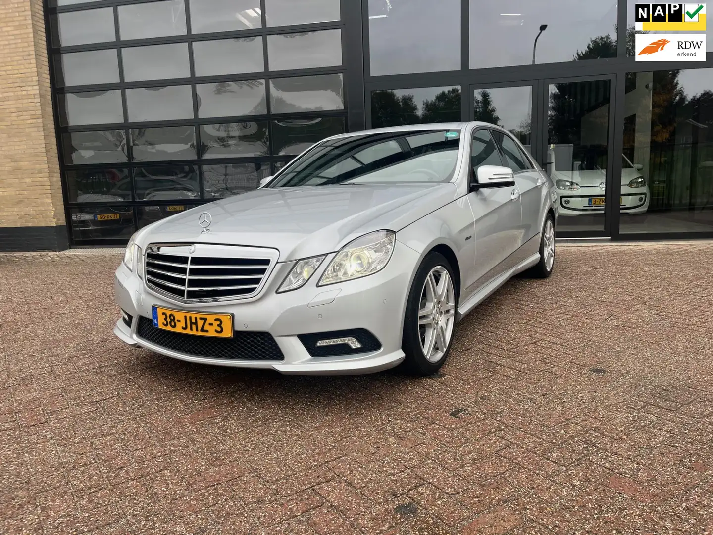 Mercedes-Benz E 250 CDI Business Class Avantgarde,AMG-LINE Grijs - 1