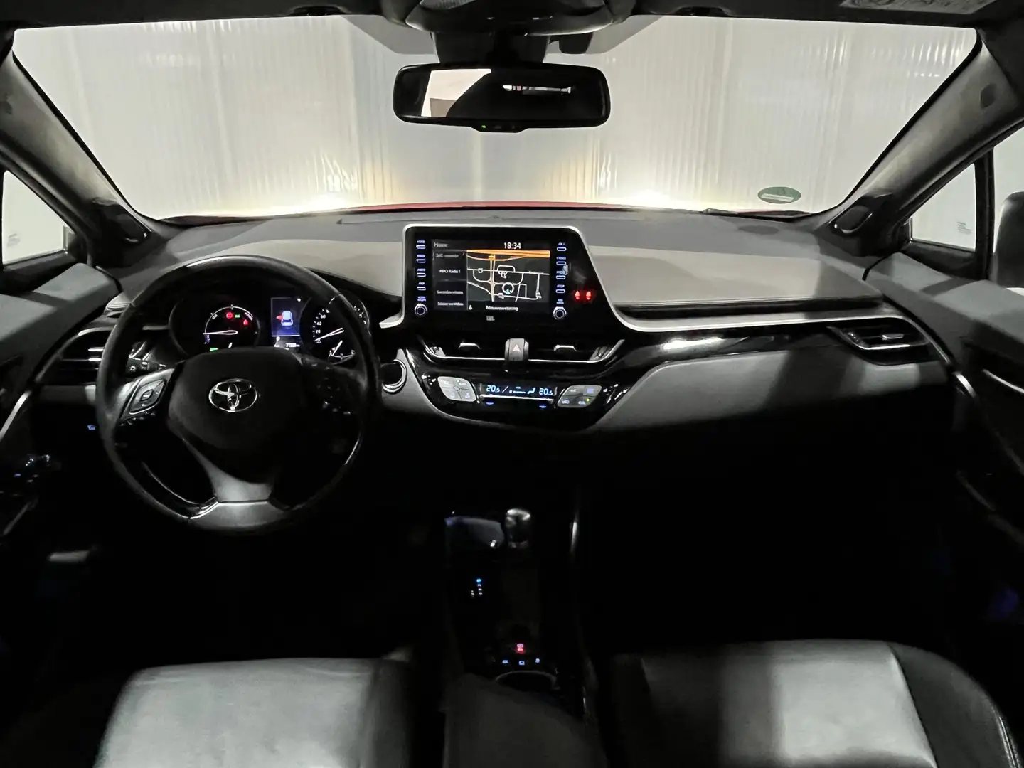 Toyota C-HR 2.0 Hybrid Launch Edition, Leder, JBL, 1e eigenaar Oranje - 2