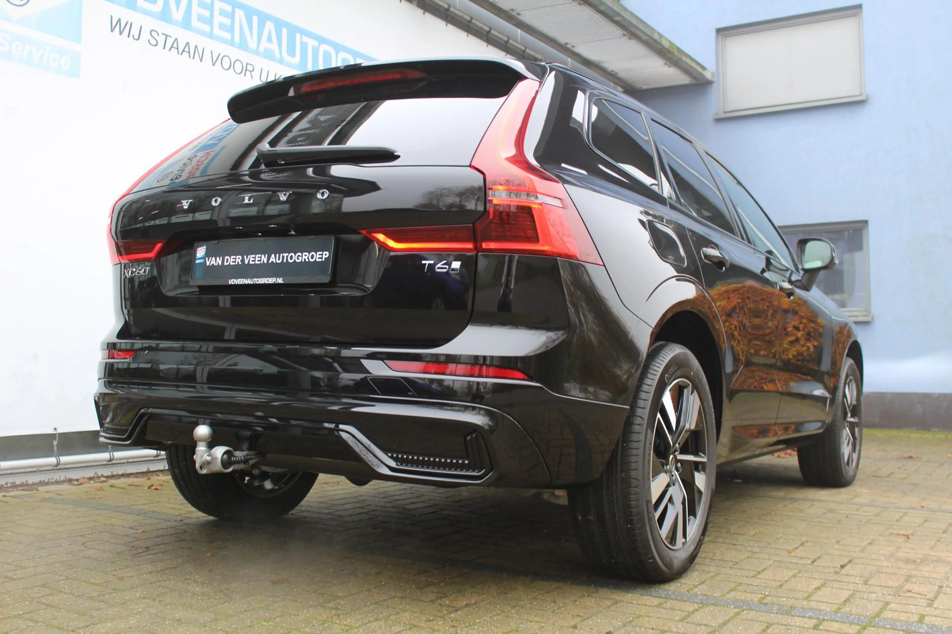 Volvo XC60 2.0 T6 Plug-in hybrid AWD Plus Dark | Facelift mod — photo 10