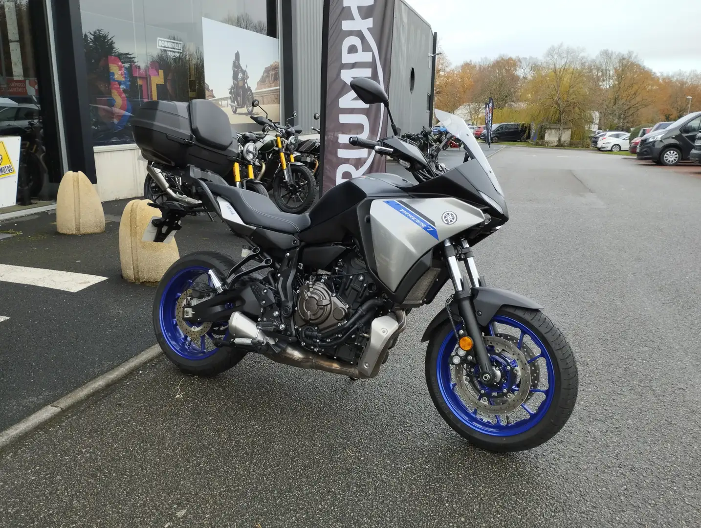 Yamaha Tracer 7 Gris - 1