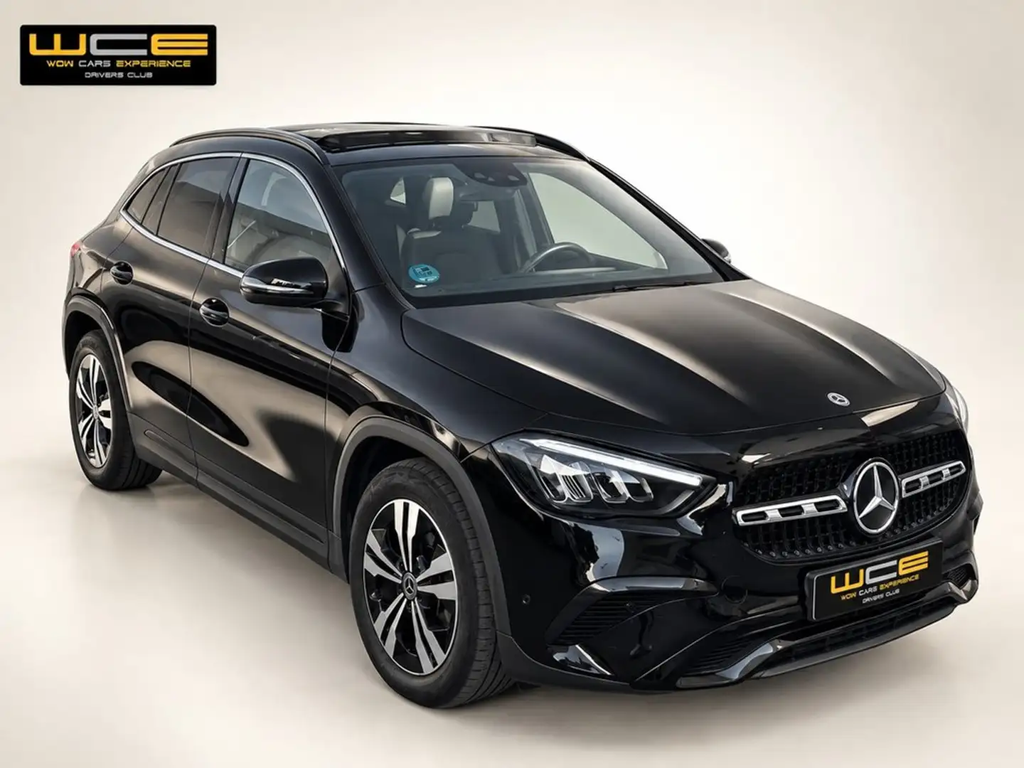 Mercedes-Benz GLA 200 D Negro - 2