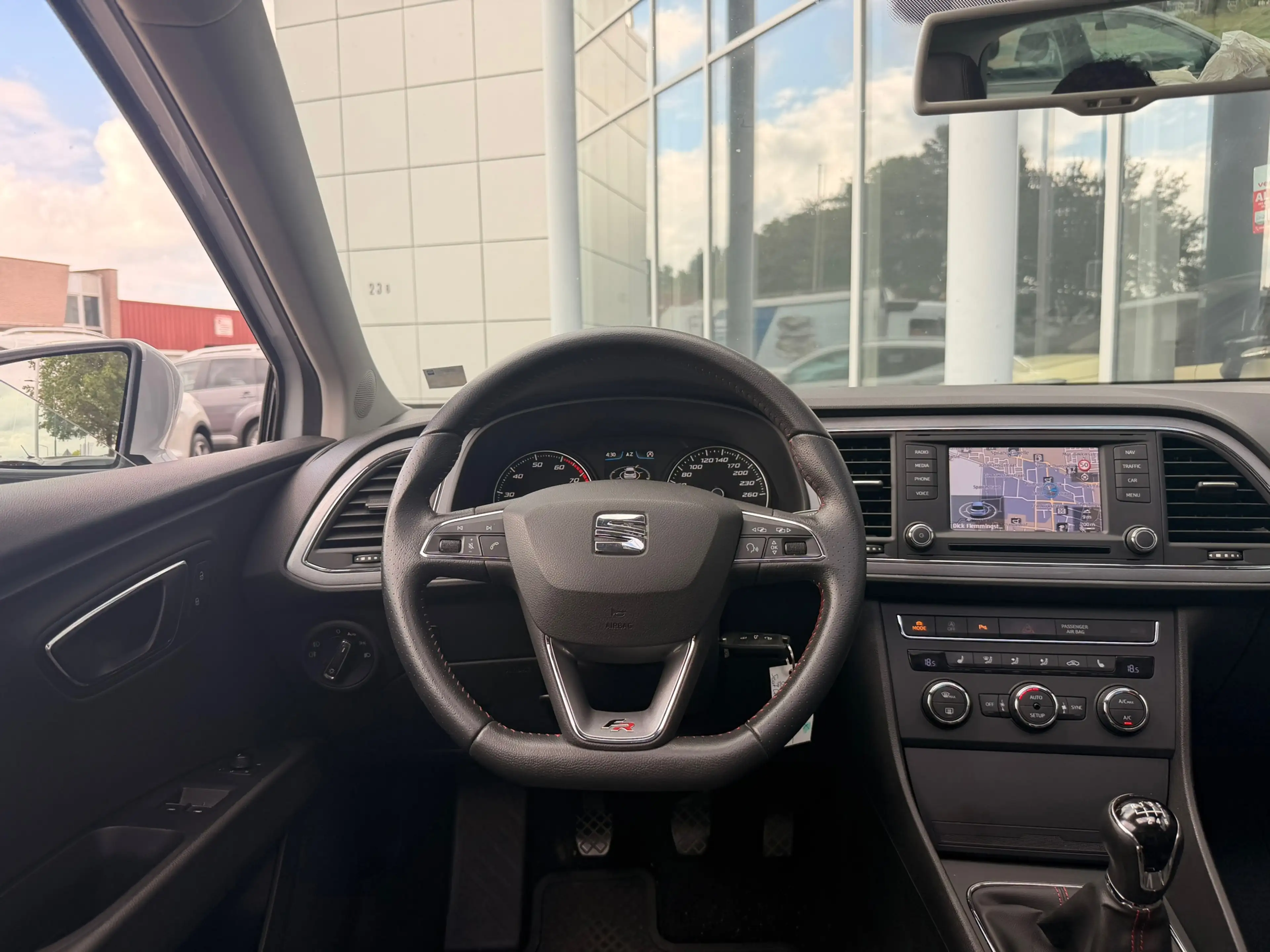 SEAT Leon 1.4 TSI FR|Pano|stoelvewarm|LED|PDC — photo 4